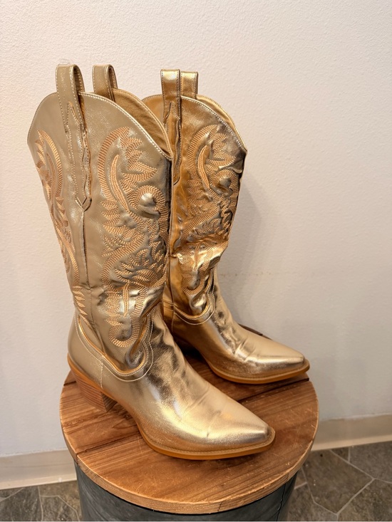 Shoes - Metallic Gold Western Cowboy Boots - Gold